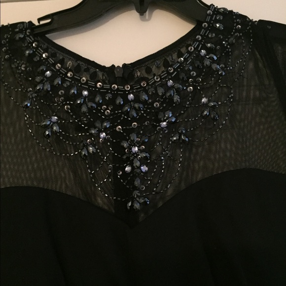 Evening Gown - Picture 2 of 5